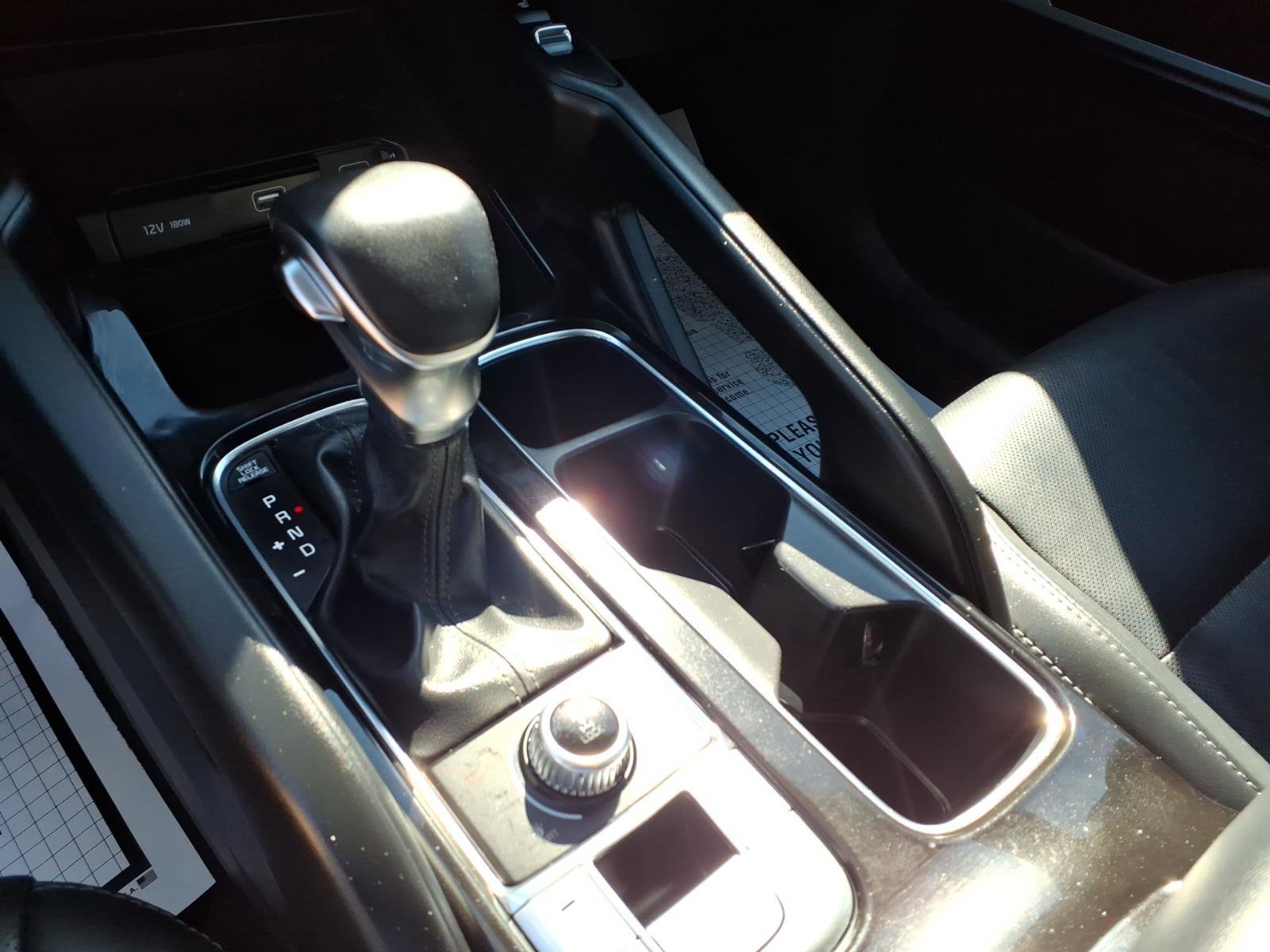 Used 2020 Snow White Pearl Kia S image 7
