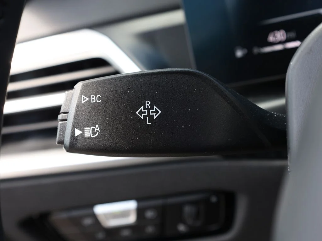 2026 BMW 3 Series 330i - Photo 39