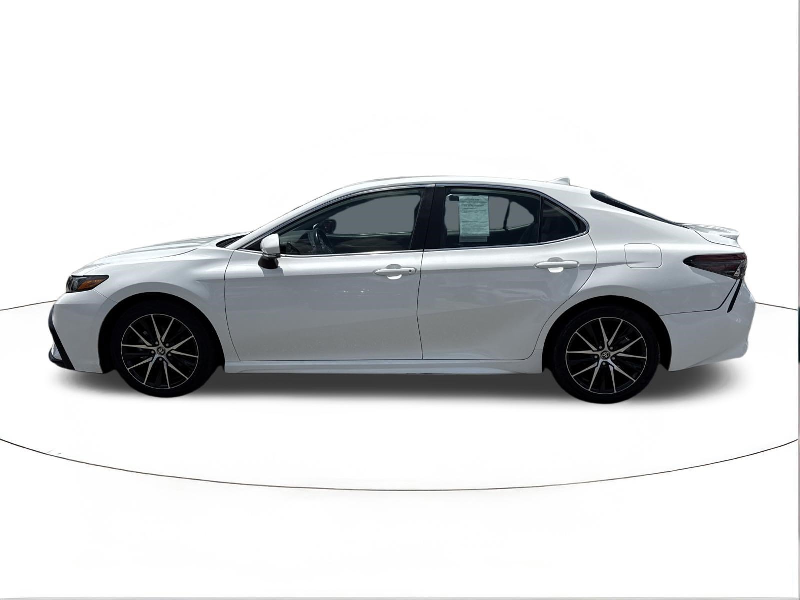 Used 2024 Ice Cap Toyota SE image 6