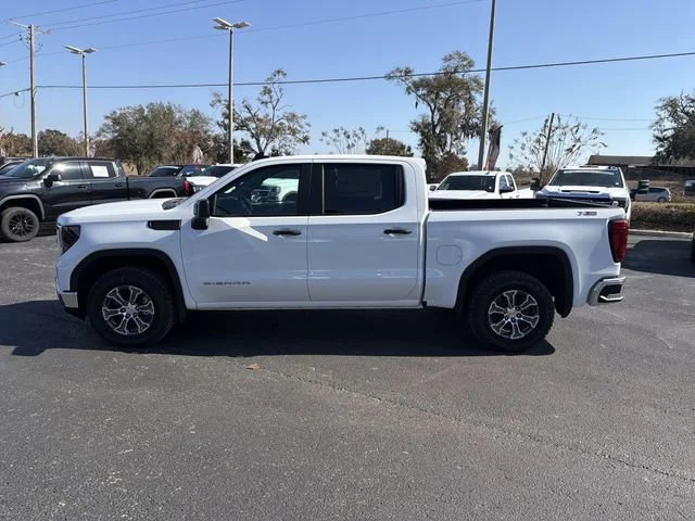 New 2026 Summit White GMC Pro image 8