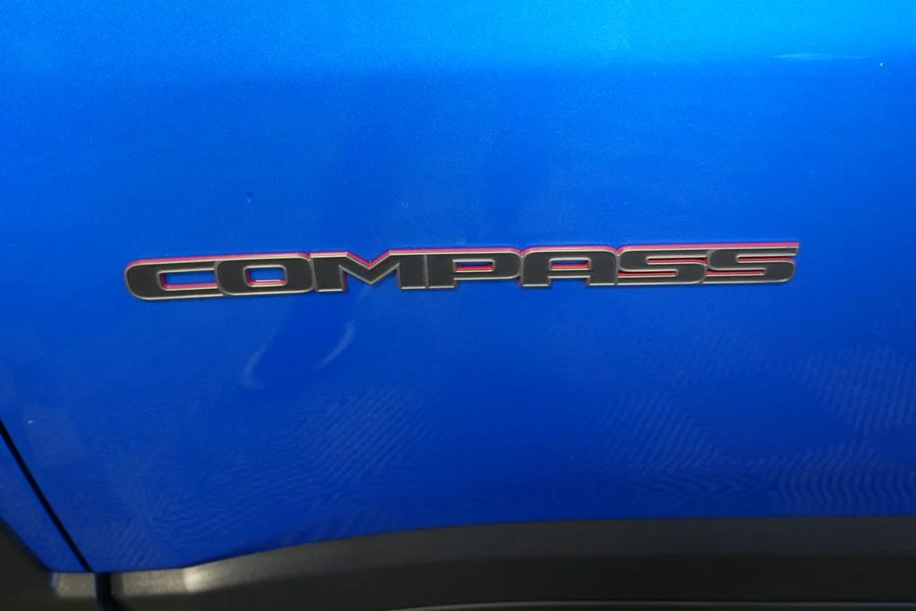 Used 2020 Blue Jeep Trailhawk image 17