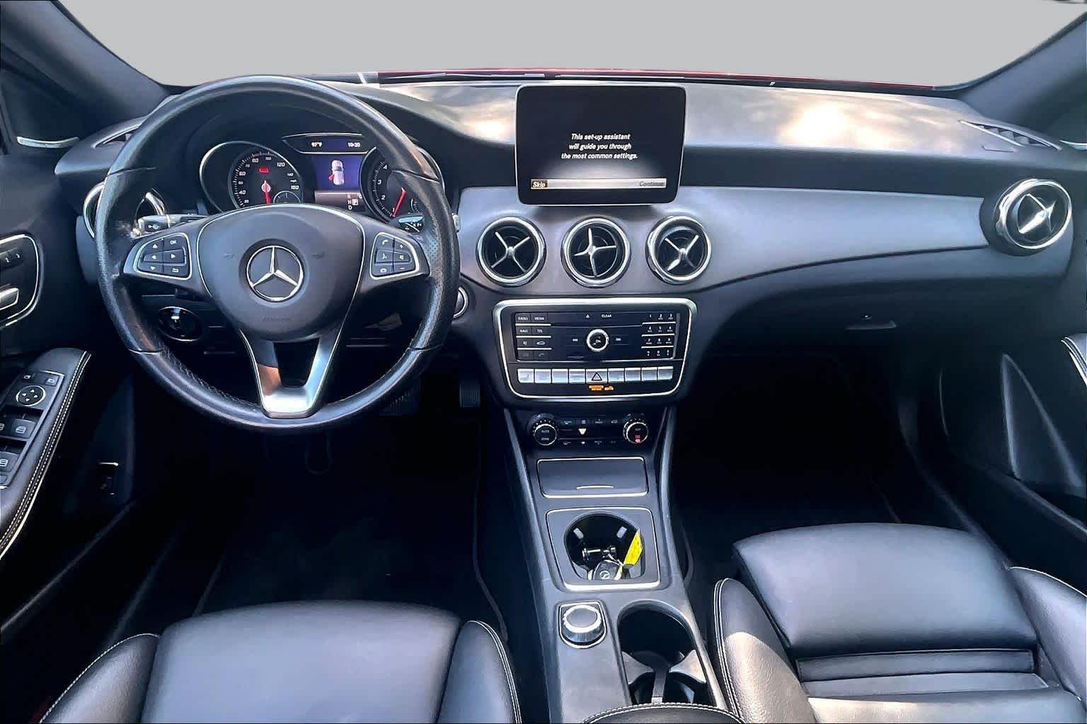 Used 2019 Jupiter Red Mercedes-Benz GLA 250 image 16