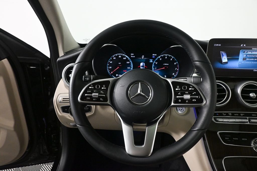Used 2021  Mercedes-Benz C 300 image 2