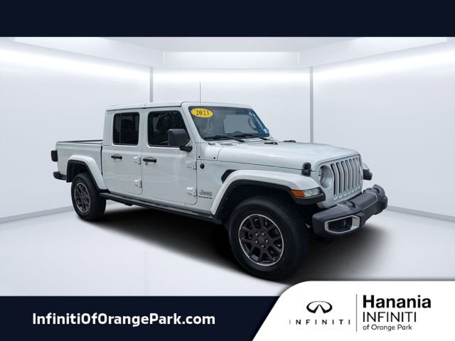 2023 Jeep Gladiator Overland's photo