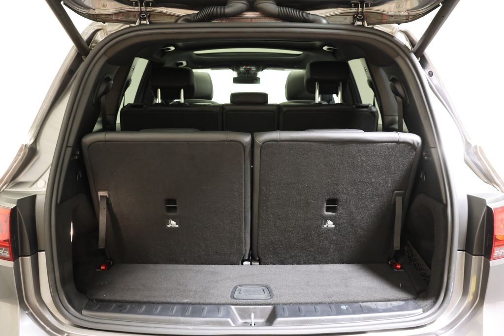 Used 2022 Mountain Gray Metallic Mercedes-Benz GLB 250 image 56