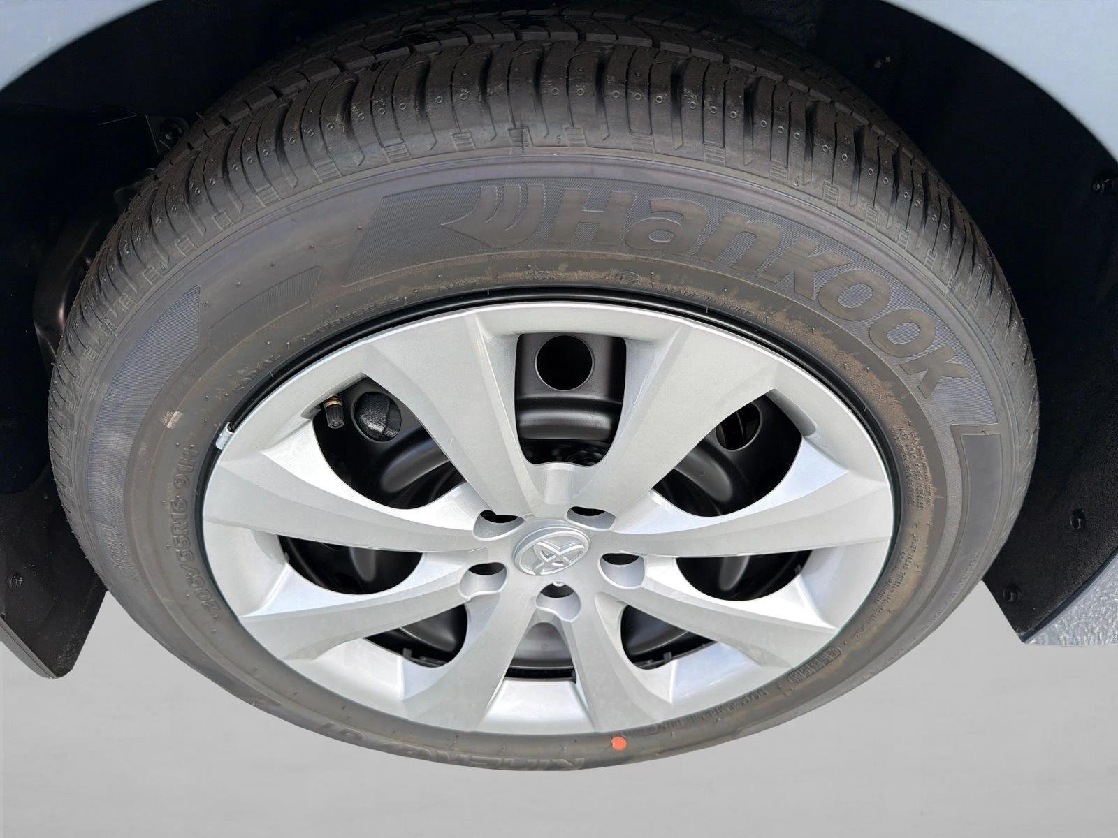 New 2027 Celestite Toyota LE image 17