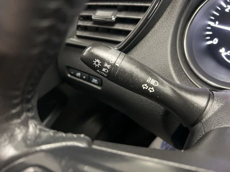 Used 2018 Silver Nissan SV image 21