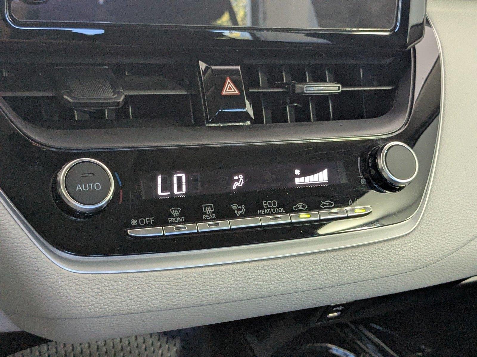 Used 2025 Ice Cap Toyota LE image 20
