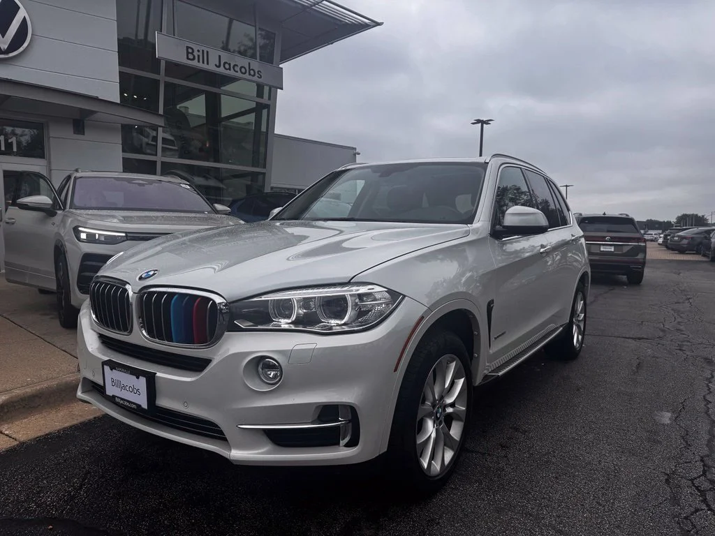 Used 2015 White Metallic BMW xDrive35i image 2