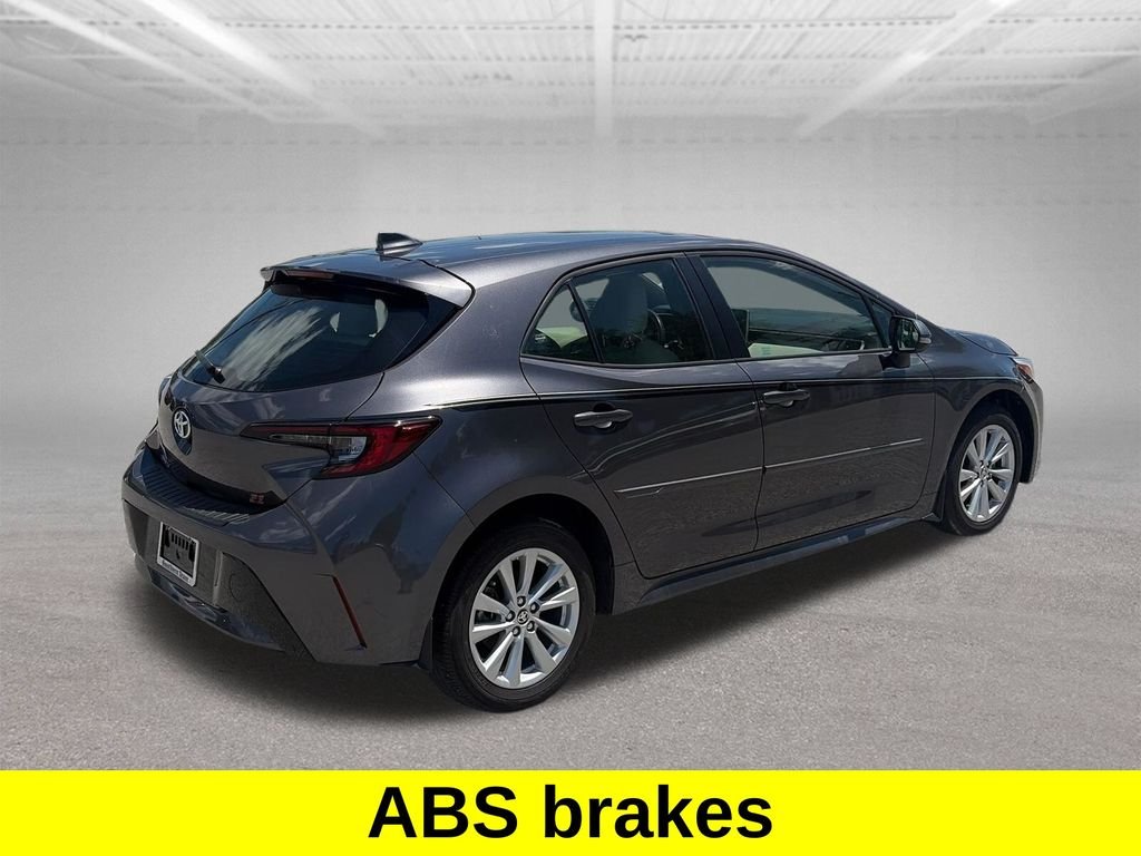 2024 Toyota Corolla Hatchback SE - Photo 6