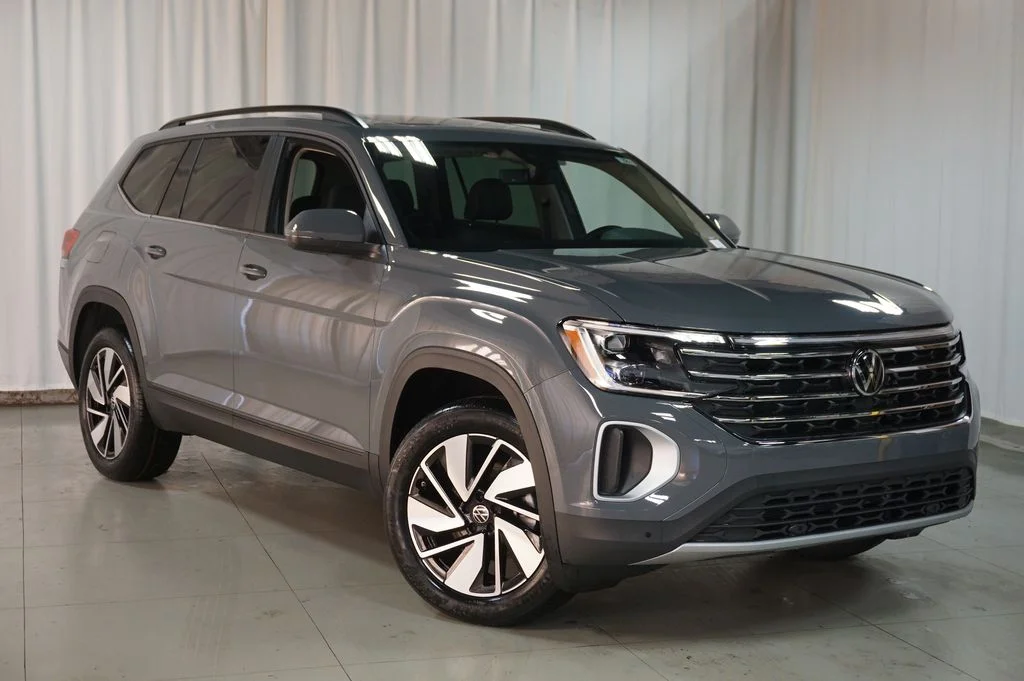 New 2026 Gray Volkswagen 2.0T SE w/Technology image 3