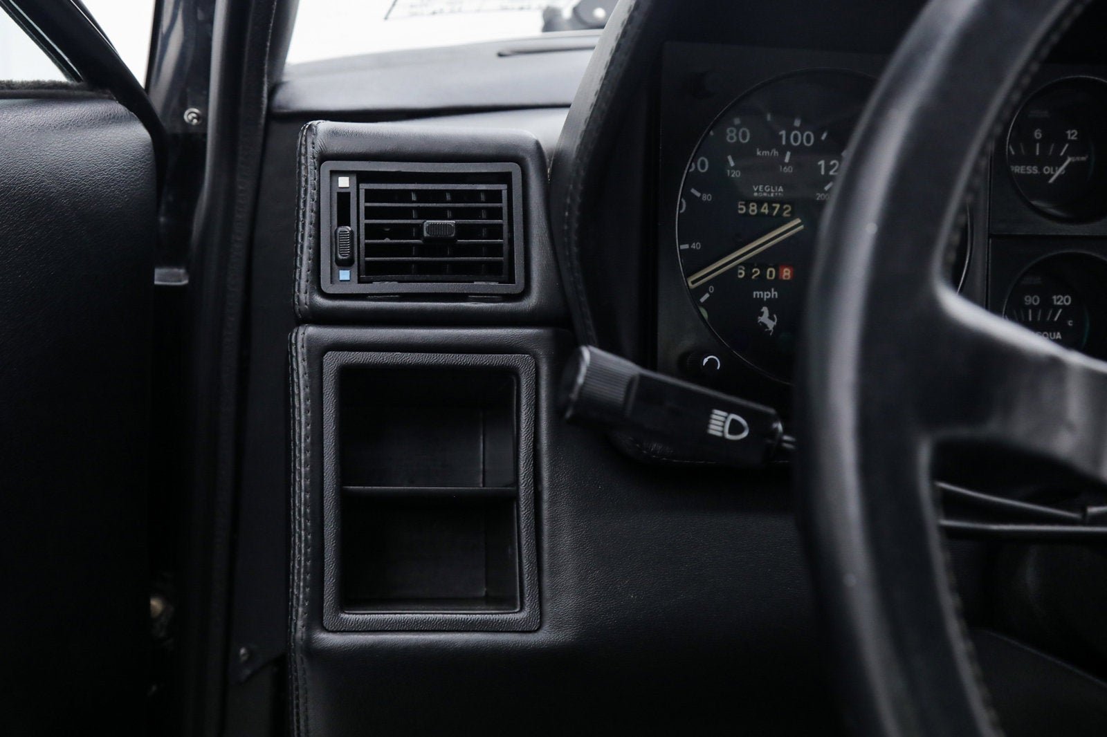 Used 1983 Nero Ferrari  image 27