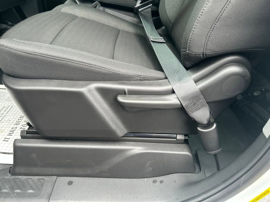 2025 GMC Sierra 2500HD Pro - Photo 13