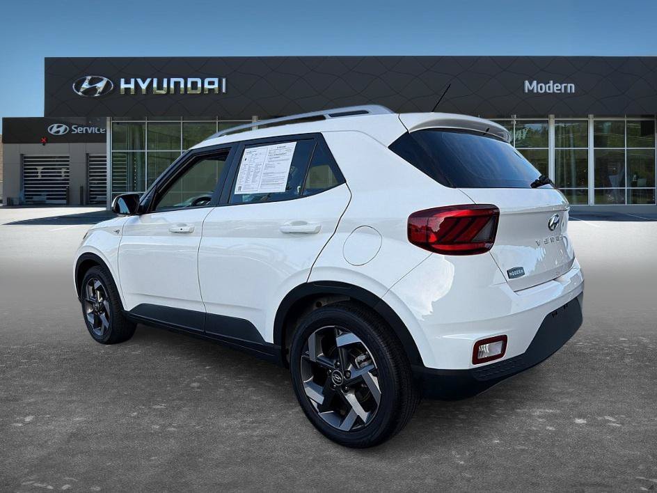 Used 2026 Lunar White Hyundai SEL image 5