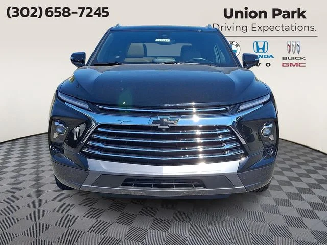 Used 2025 Black Chevrolet Premier image 2