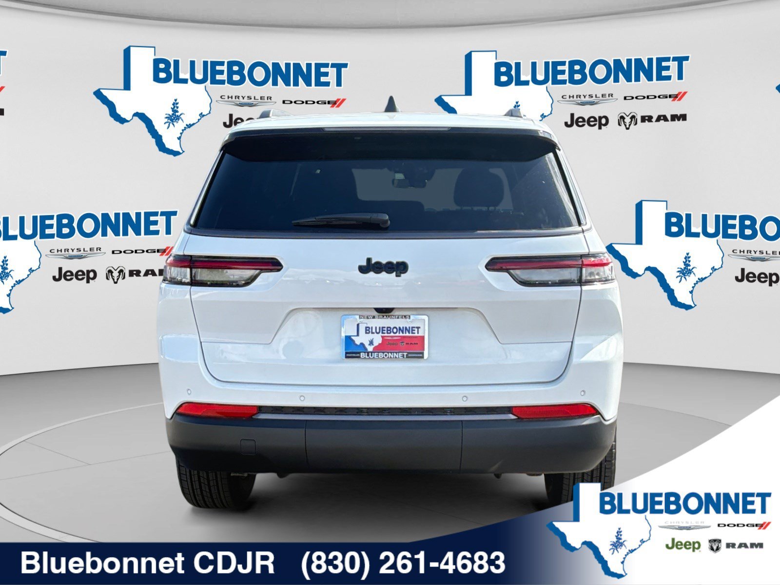 New 2026 Bright White Clear-Coat Exterior Paint Jeep Laredo Altitude image 6