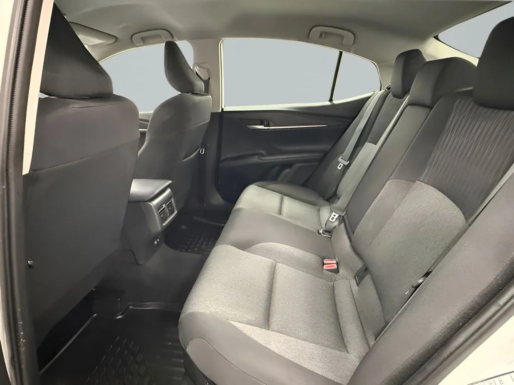 Used 2025 White Toyota LE image 14