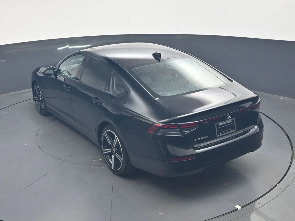 Used 2026 Crystal Black Pearl Honda SE image 23