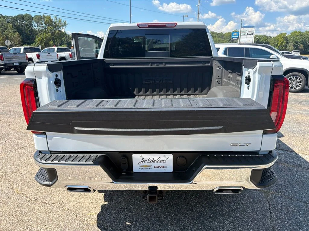 Used 2026 White GMC SLT image 33