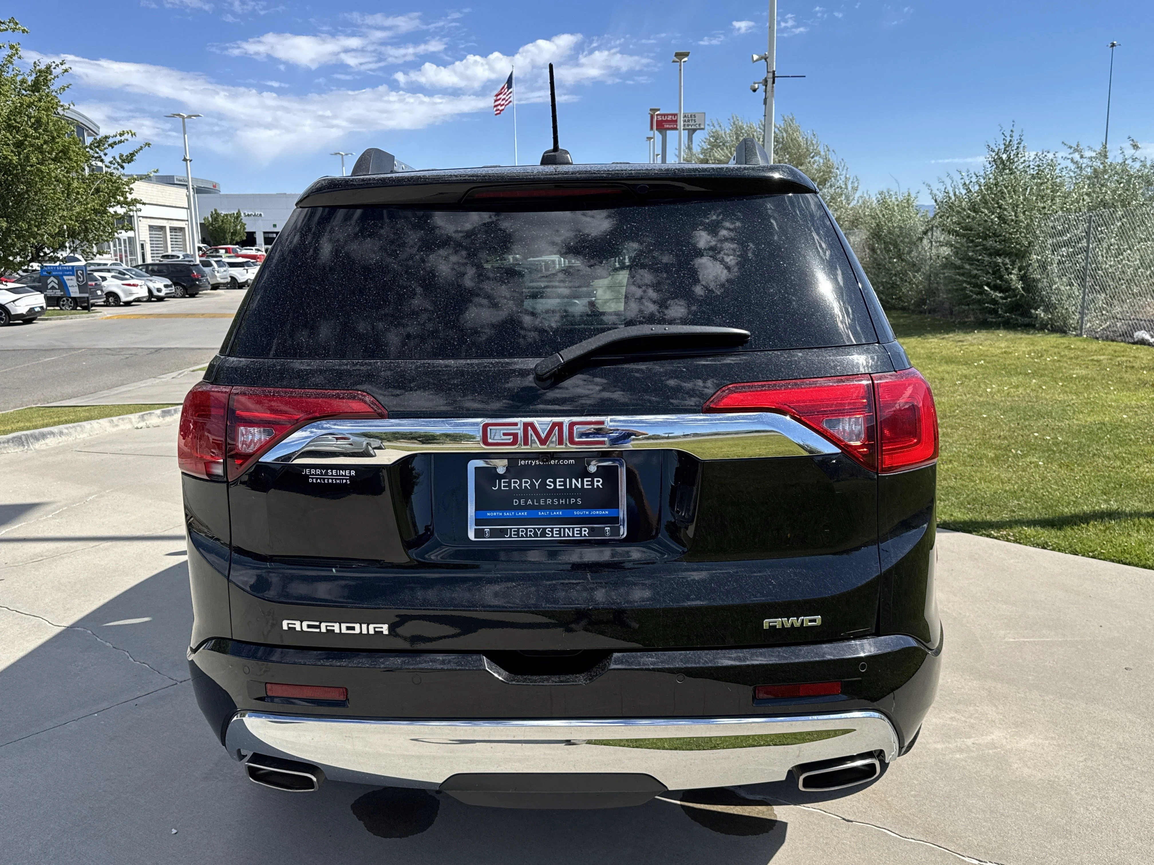Used 2019 Ebony Twilight Metallic GMC Denali image 5