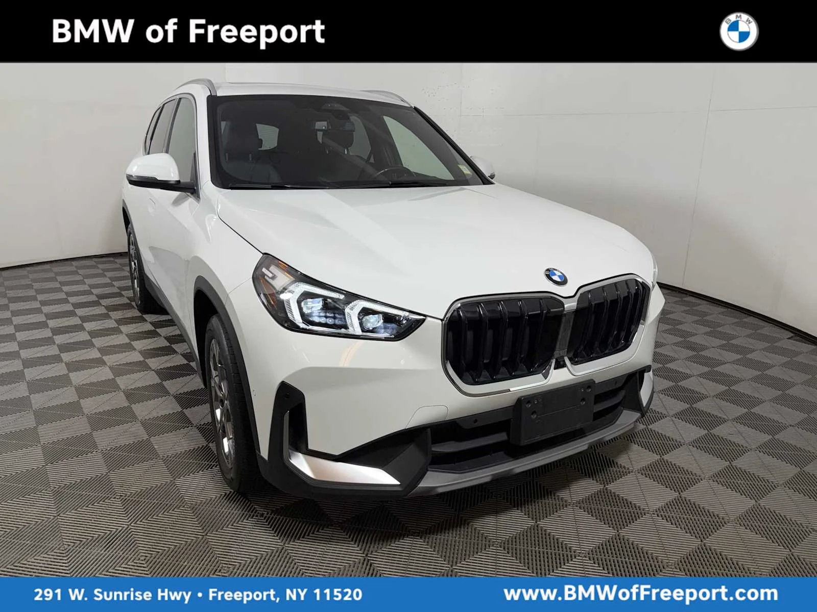 2023 BMW X1