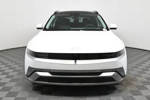 New 2026 Atlas White Matte Hyundai Limited image 5