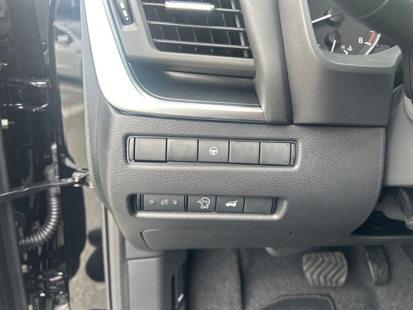 New 2026 Nissan Rogue SV 4D Sport Utility