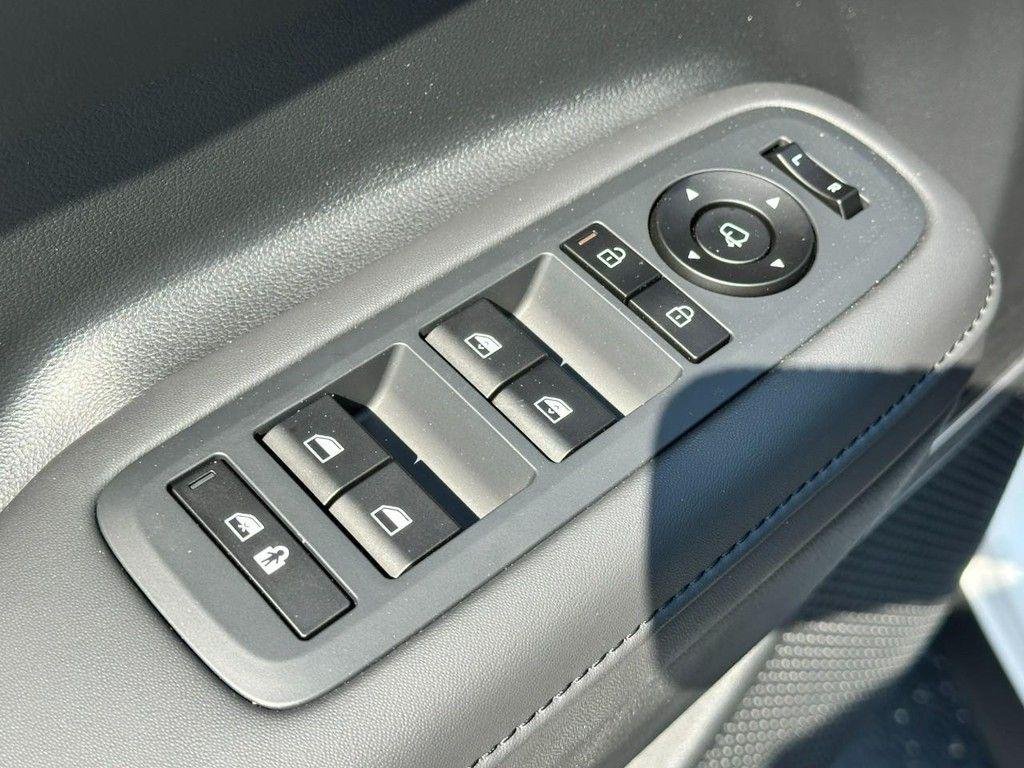 New 2026 White Hyundai Limited AWD image 10