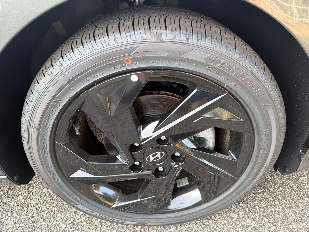 New 2026 Gray Hyundai SEL Sport Premium image 12