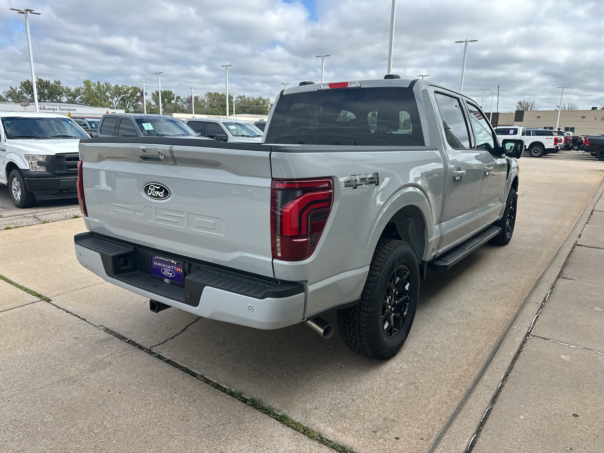 New 2026 Avalanche Ford Lariat® image 11