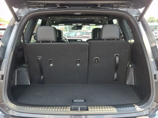 Certified Used 2025 Gray Kia EX X-Line image 32