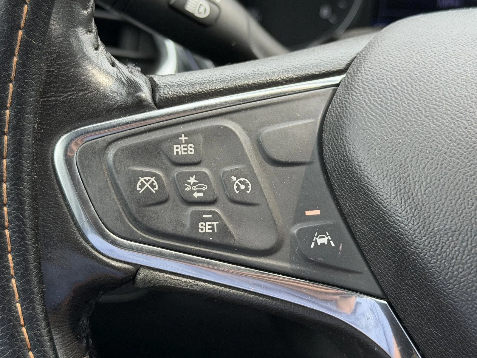 Used 2020 Chocolate Metallic Chevrolet LT image 7