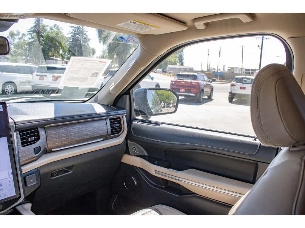 Used 2024 Stone Blue Metallic Ford Limited image 22