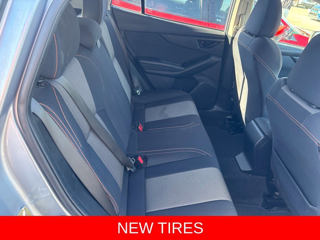 Used 2018 Silver Subaru 2.0i Premium image 18