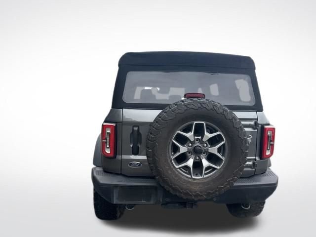 Used 2023 Carbonized Gray Metallic Ford Badlands image 5