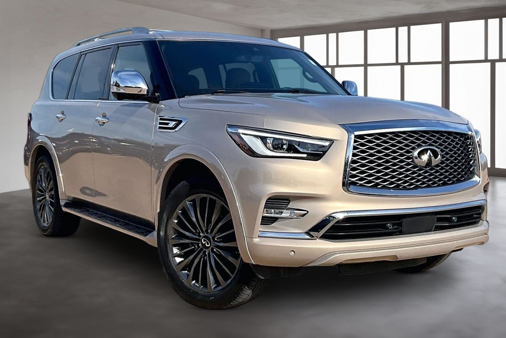 Used 2024 Beige INFINITI Sensory image 10