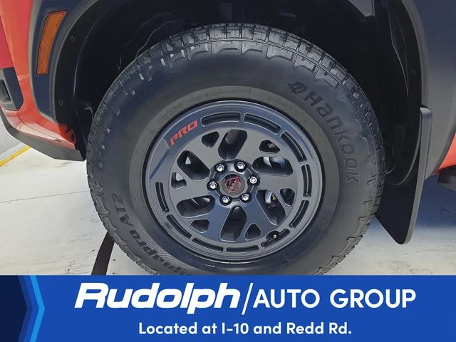 Used 2025 Orange Nissan PRO-4X image 38