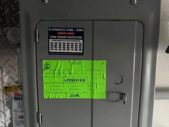 Used 1999 Blue Freightliner Walk-In Van image 14