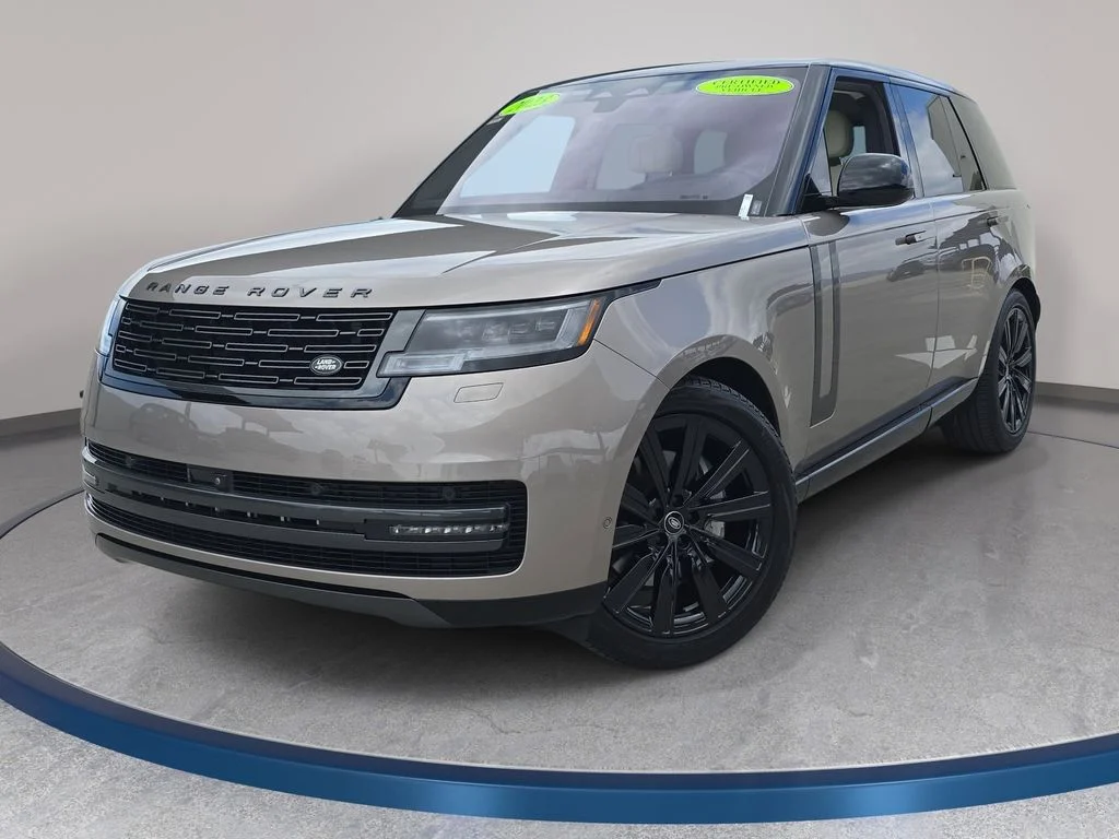 2023 Land Rover Range Rover 3.0 SE SWB's photo