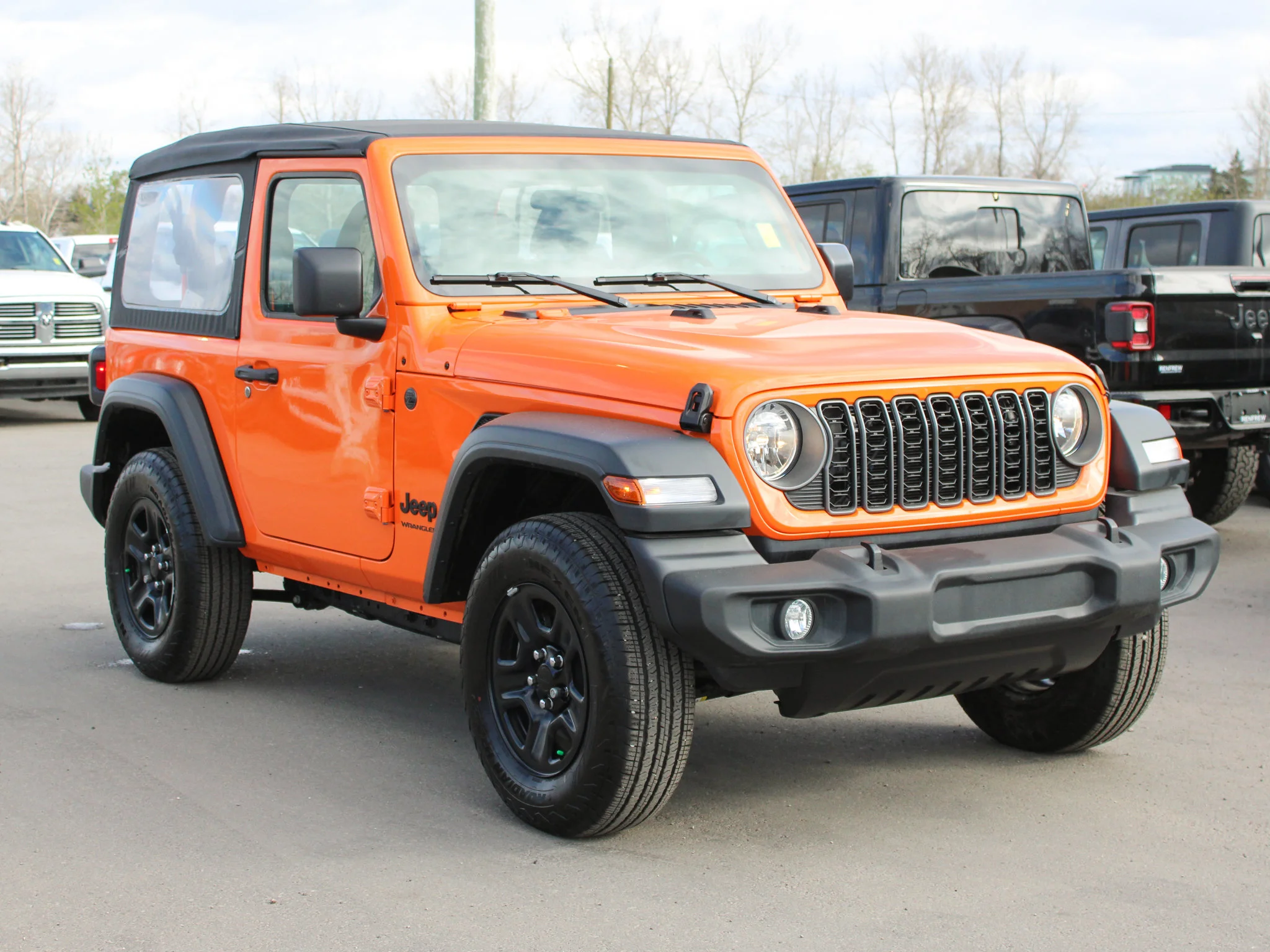 Certified Used 2025 joose Jeep Sport* 2 Door | Trailer Tow Group | Apple CarPlay | Backup Camera | Skid Plates | 12.3?inch display image 9