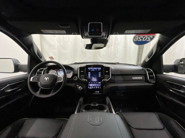 New 2026 Diamond Black Crystal Pearl-Coat Exterior Paint RAM Laramie image 17