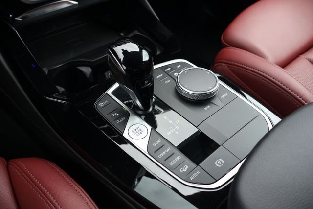 Used 2023 Black BMW xDrive30i image 11