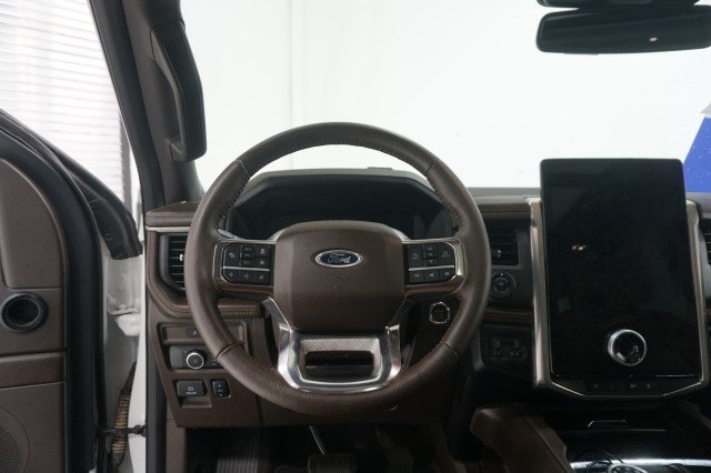 Used 2024 Star White Metallic Tri-Coat Ford King Ranch image 22