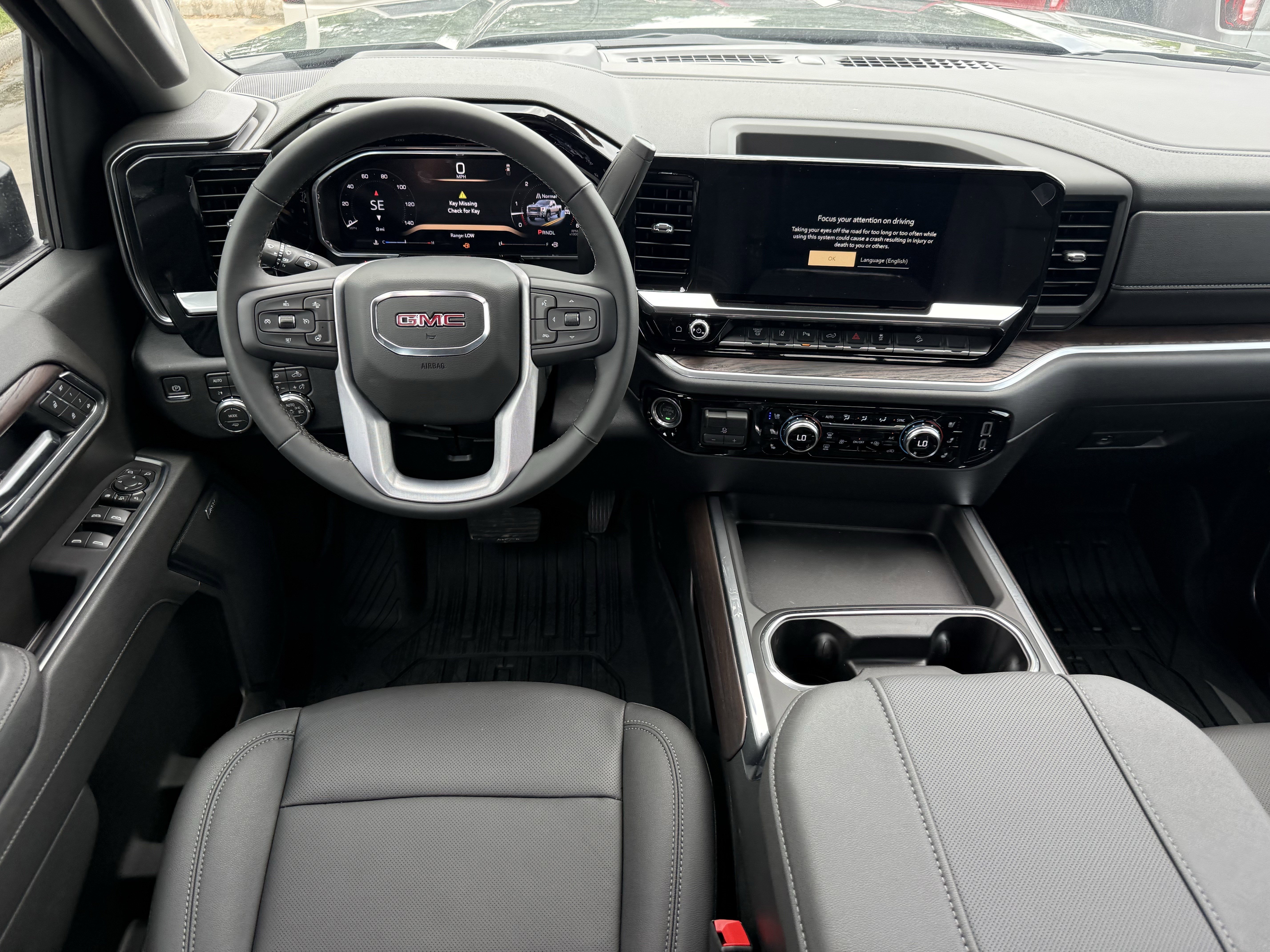 2026 GMC Sierra 2500HD SLT - Photo 10