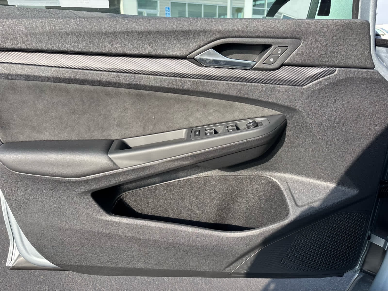 2025 Volkswagen Golf GTI SE - Photo 14