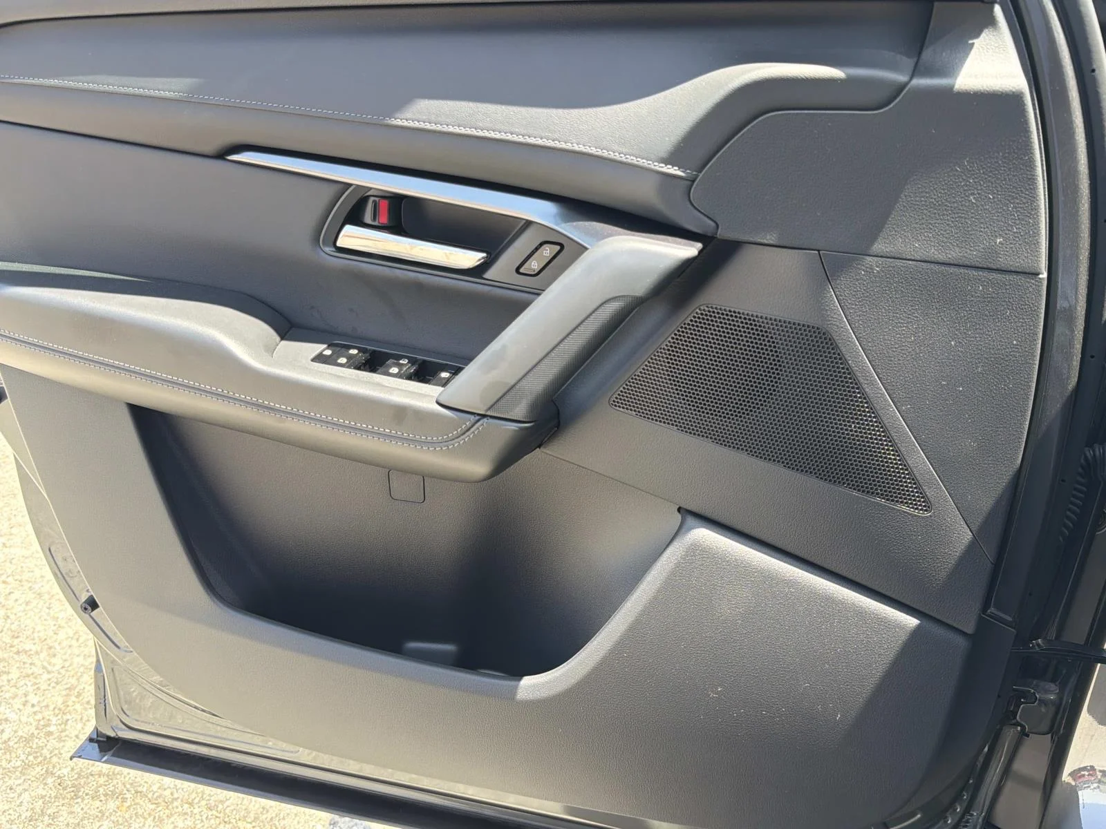 New 2026 Machine Gray Metallic Mazda 2.5 S Preferred AWD image 18