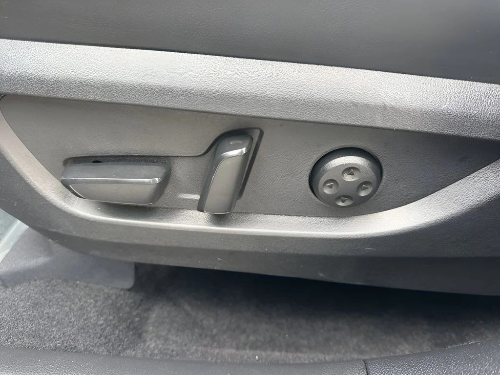 Used 2024 Gray INFINITI SPORT image 10