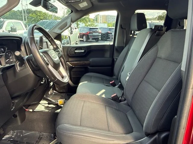 Used 2020 Red GMC SLE image 18