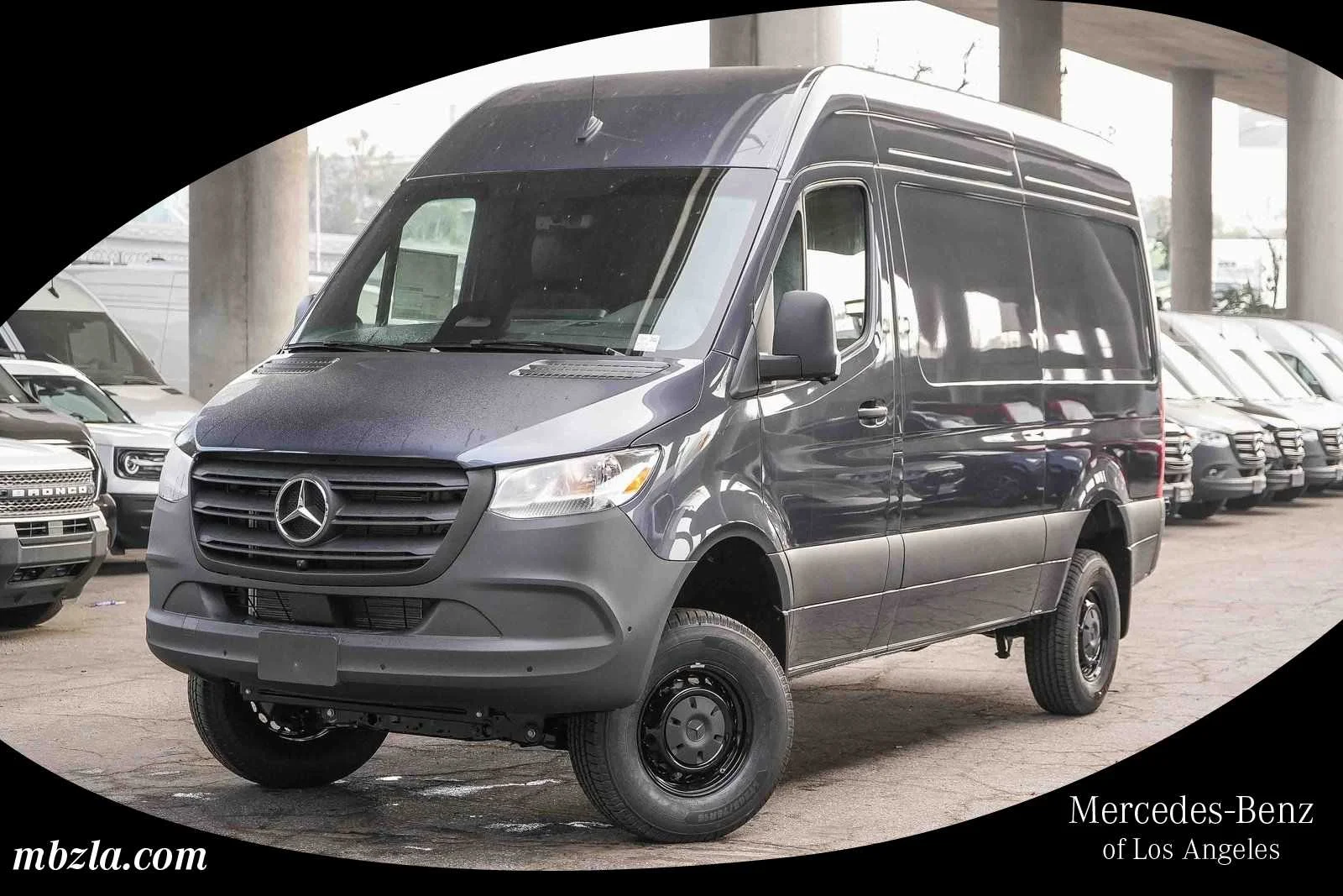New 2026 Tenorite Gray Metallic Mercedes-Benz Cargo 144WB High Roof AWD 2.0L I4 Diesel Turbo HO image 28