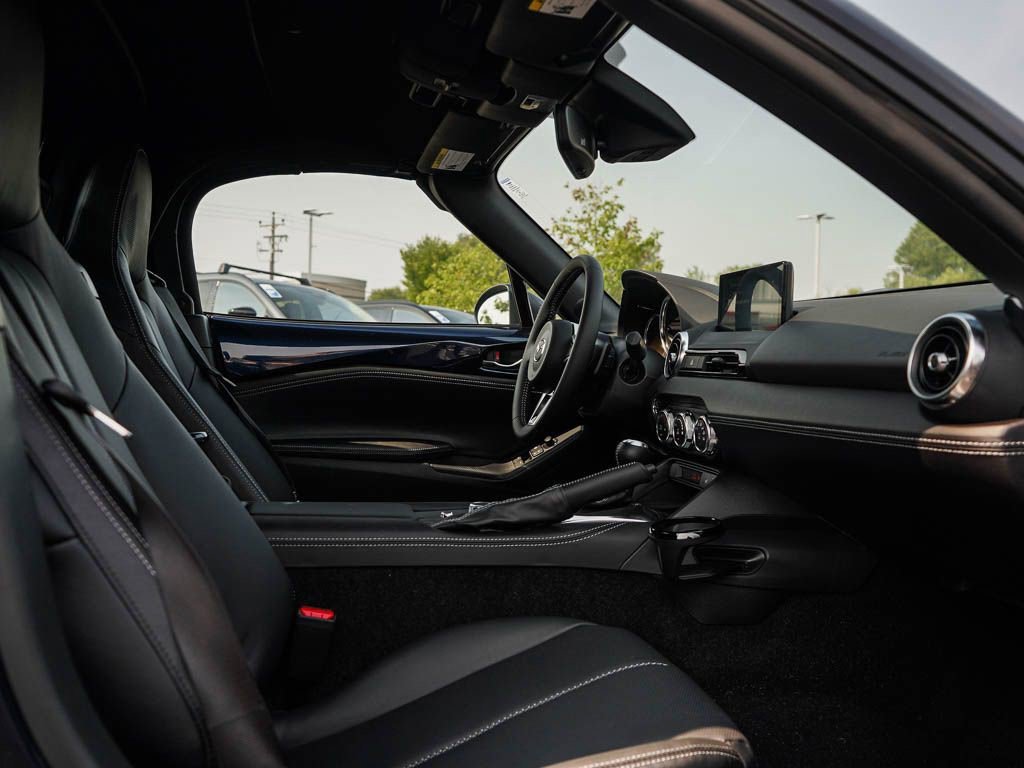 2025 Mazda MX-5 Miata Grand Touring - Photo 9